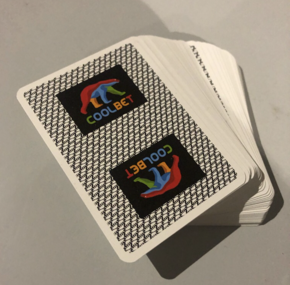 Bilde av 1000 stk. logo pokerkort 100% plastikk Copag kvalitet